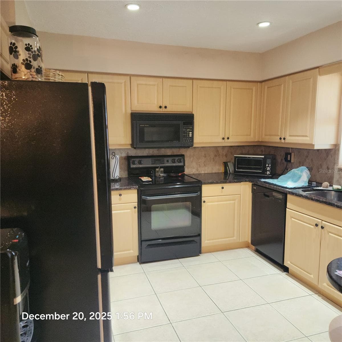 Single Family Residence at 524 SARABAY RD, OSPREY, photo 20 of 41