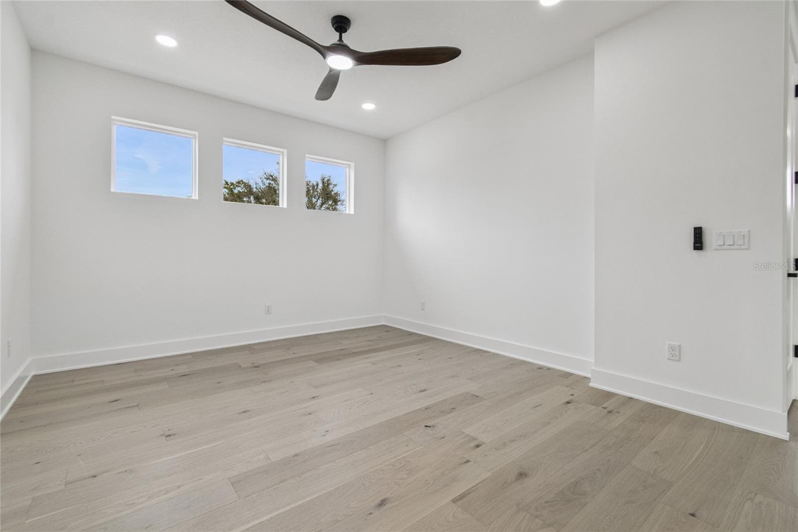 Single Family Residence at 5406 N PERSHING PL, TAMPA, photo 40 of 69