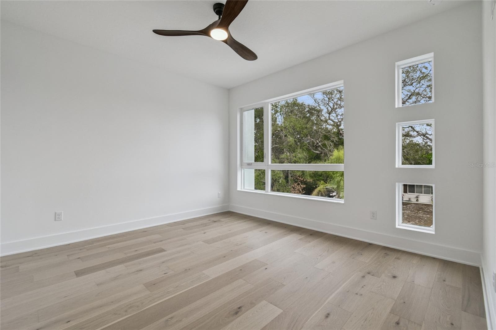Single Family Residence at 5406 N PERSHING PL, TAMPA, photo 42 of 69