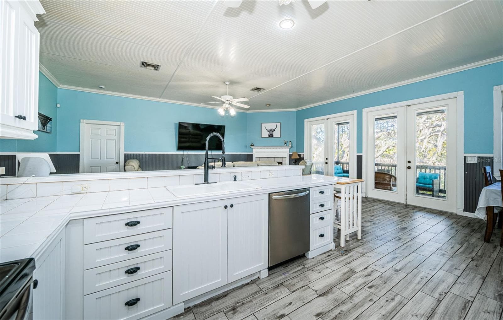 5127 Bay Blvd Port Richey Waterfront Home Kitchen - 5127 BAY BLVD, PORT RICHEY