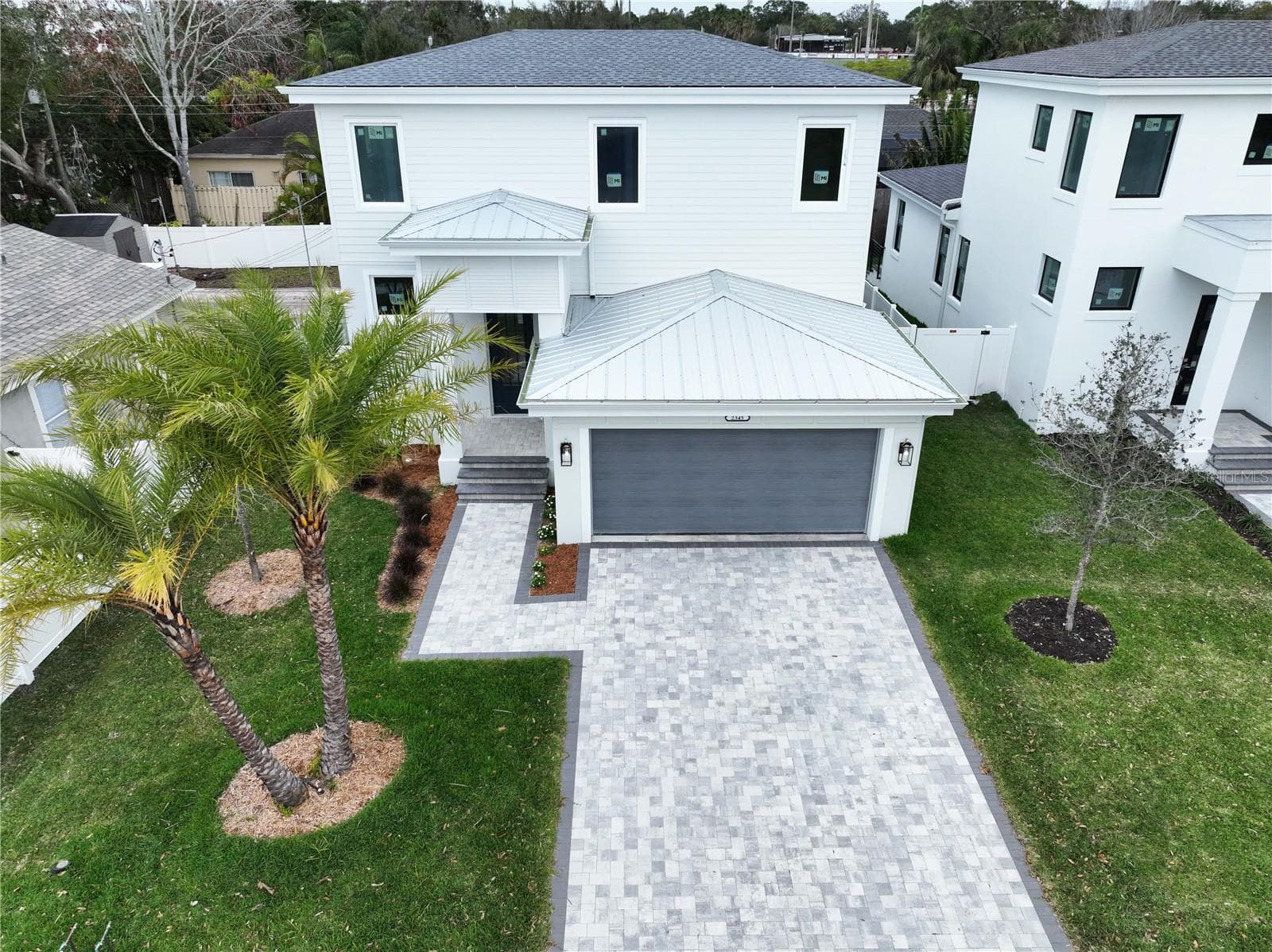 Single Family Residence at 2345 BAHIA VISTA ST, SARASOTA, photo 3 of 73