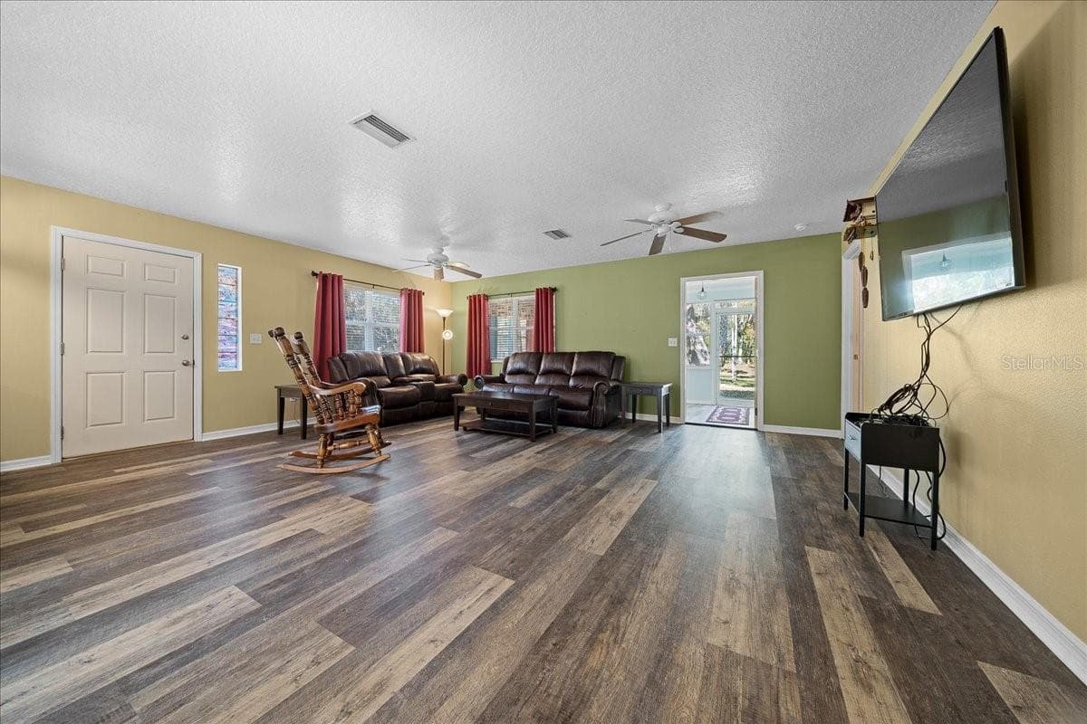 Single Family Residence at 12575 W FOSS GROVES PATH, INGLIS, photo 6 of 39
