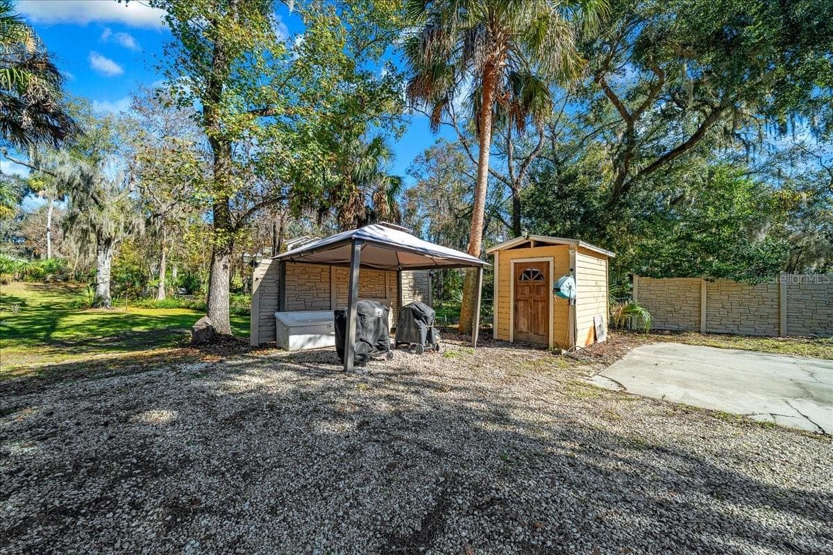 Single Family Residence at 12575 W FOSS GROVES PATH, INGLIS, photo 21 of 39