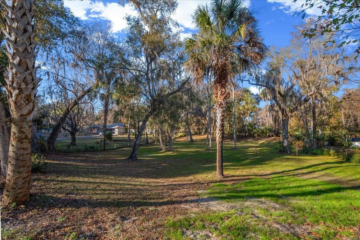 Single Family Residence at 12575 W FOSS GROVES PATH, INGLIS, photo 33 of 39
