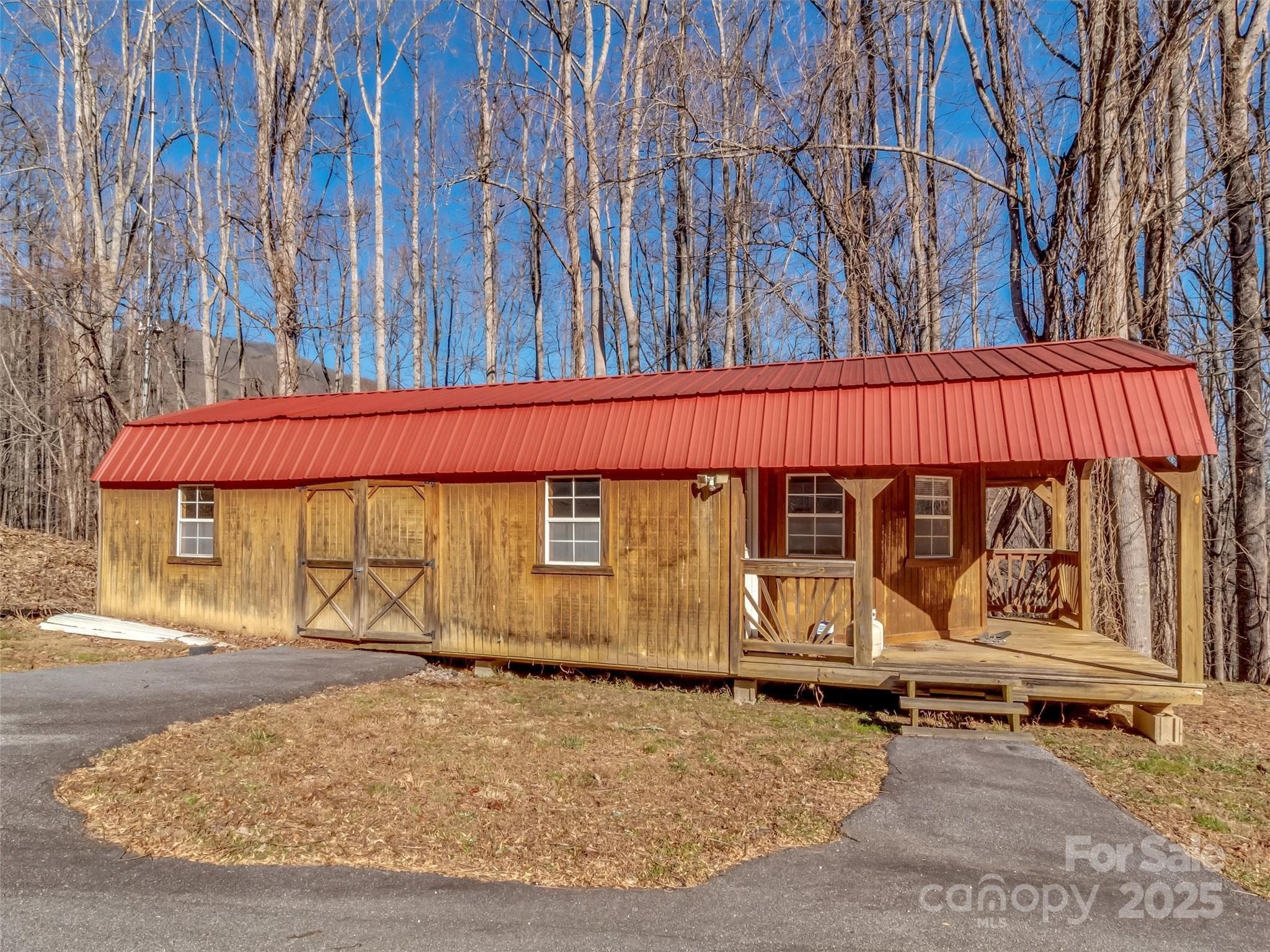 Single Family Residence at 284 Cutting Edge Drive, Sylva, photo 6 of 35