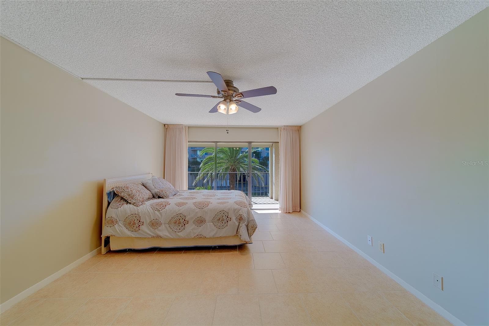 Slider off Master to balcony - 1480 GULF BLVD #201, CLEARWATER BEACH