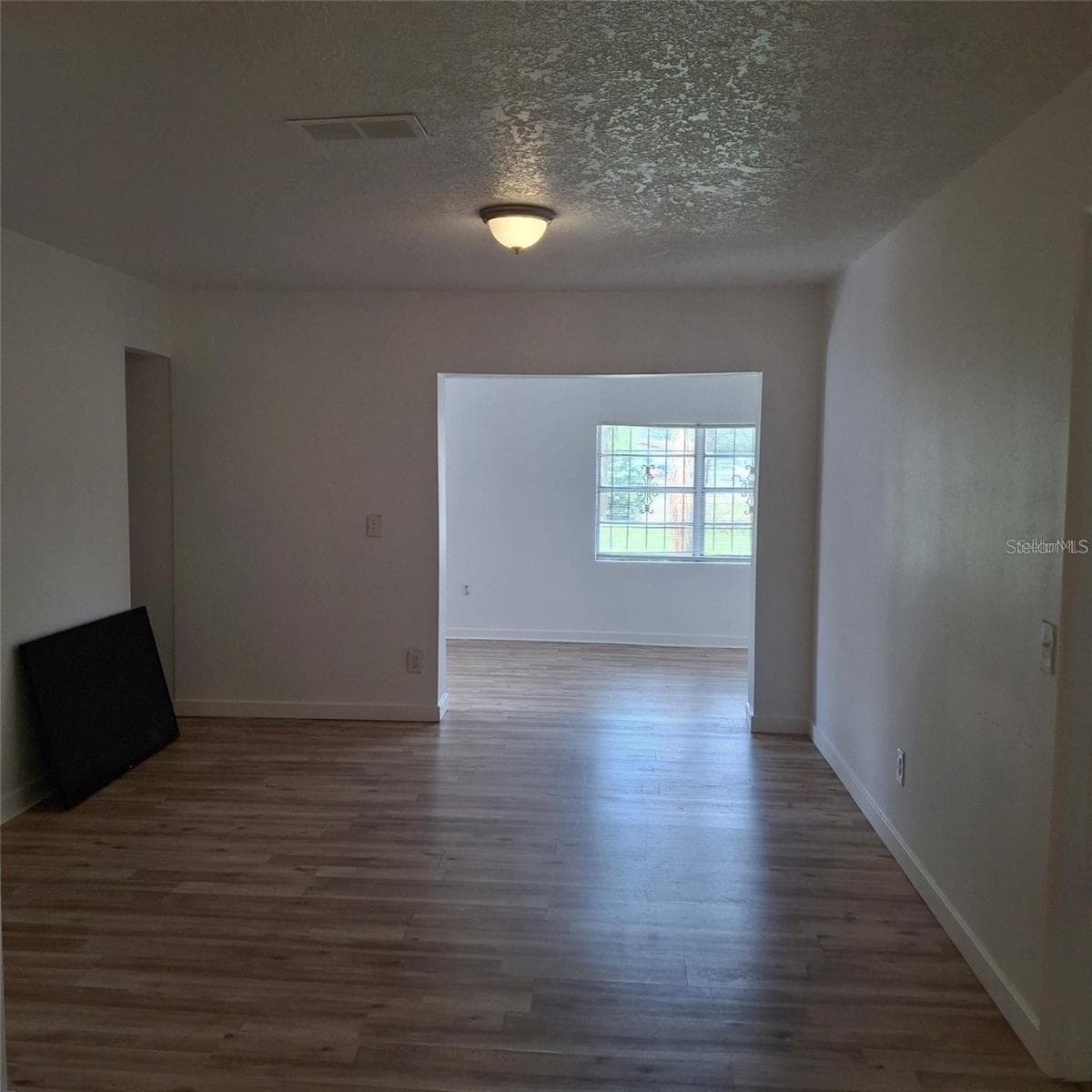 Single Family Residence at 444 SUNNYVIEW CIR, ORLANDO, photo 6 of 17