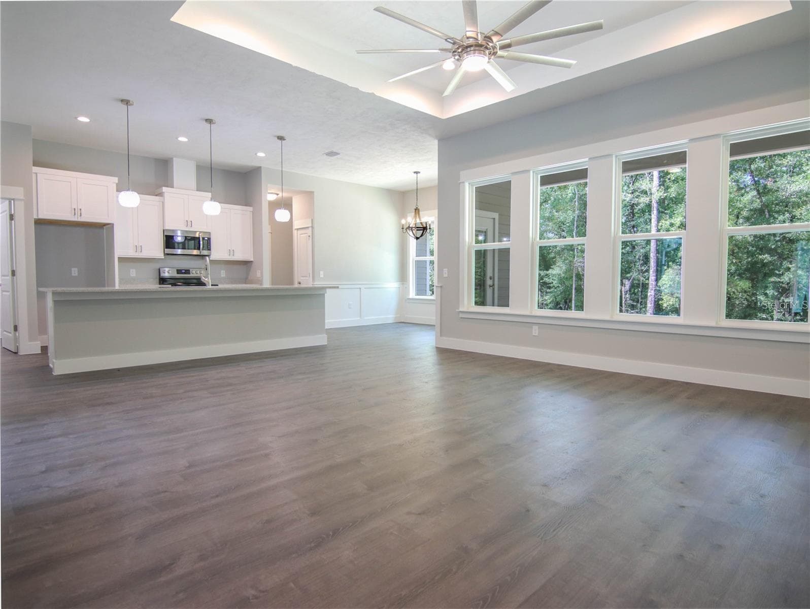 Single Family Residence at 137 SW CADENCE GLN, LAKE CITY, photo 2 of 24