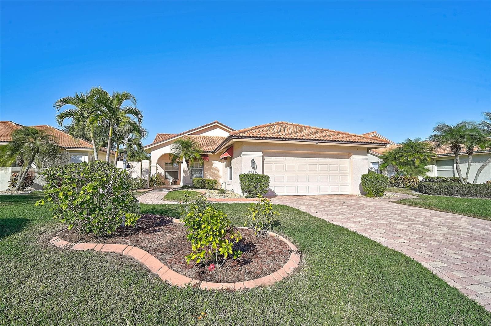 Single Family Residence at 4041 MURFIELD DR E, BRADENTON, photo 2 of 45