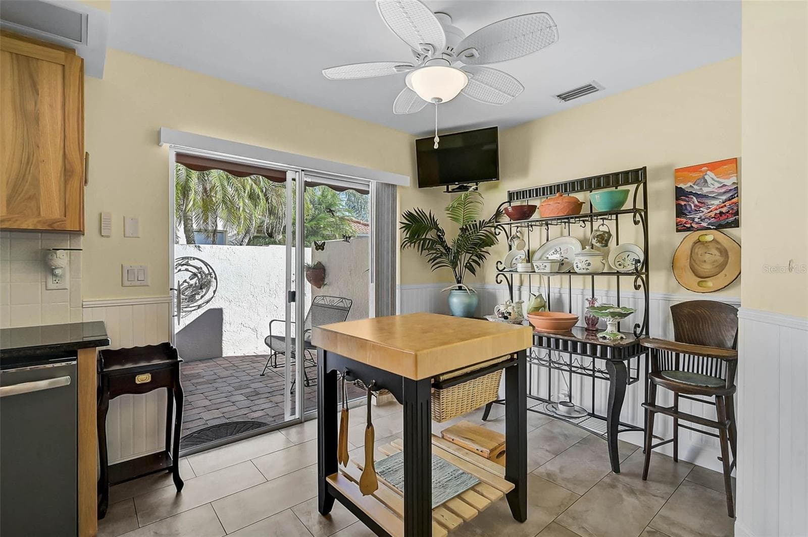 Single Family Residence at 4041 MURFIELD DR E, BRADENTON, photo 12 of 45