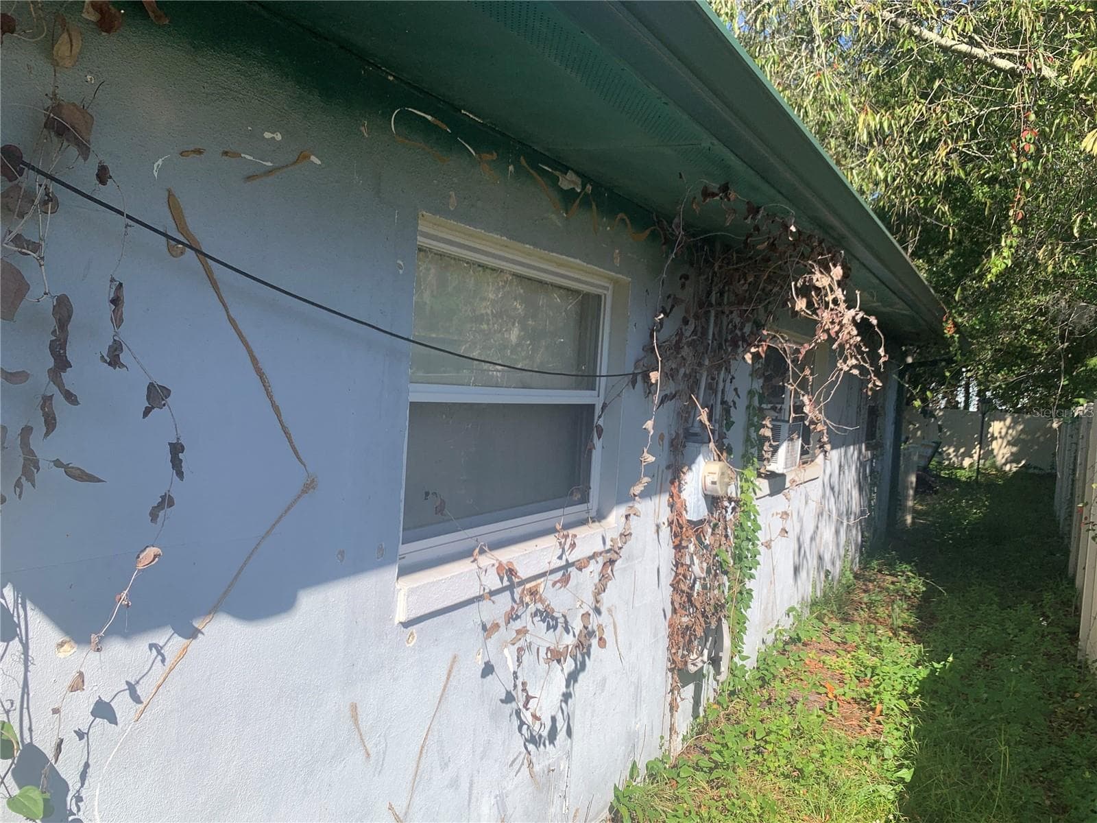 Single Family Residence at 8029 CHATEAU DR S, JACKSONVILLE, photo 13 of 14