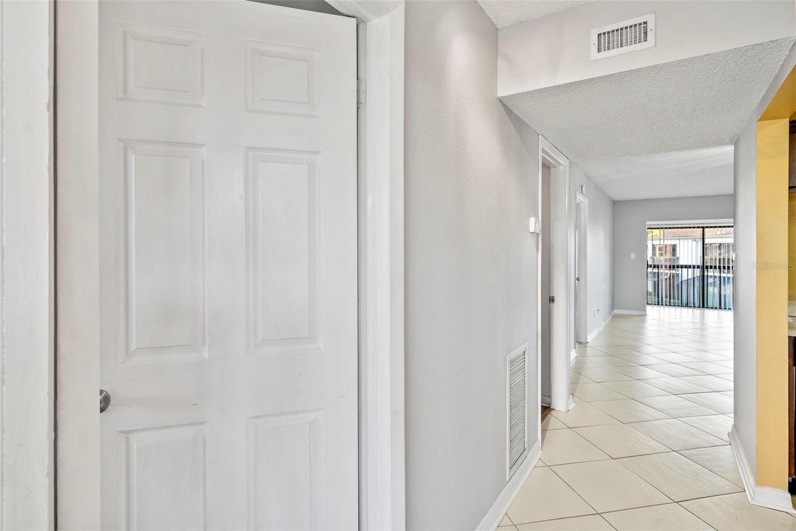 Condominium at 1918 PELICAN LANDING BLVD #1125, CLEARWATER, photo 5 of 36