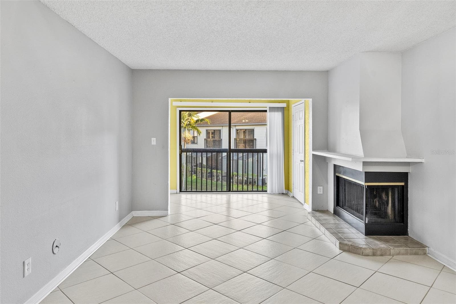 Condominium at 1918 PELICAN LANDING BLVD #1125, CLEARWATER, photo 7 of 36