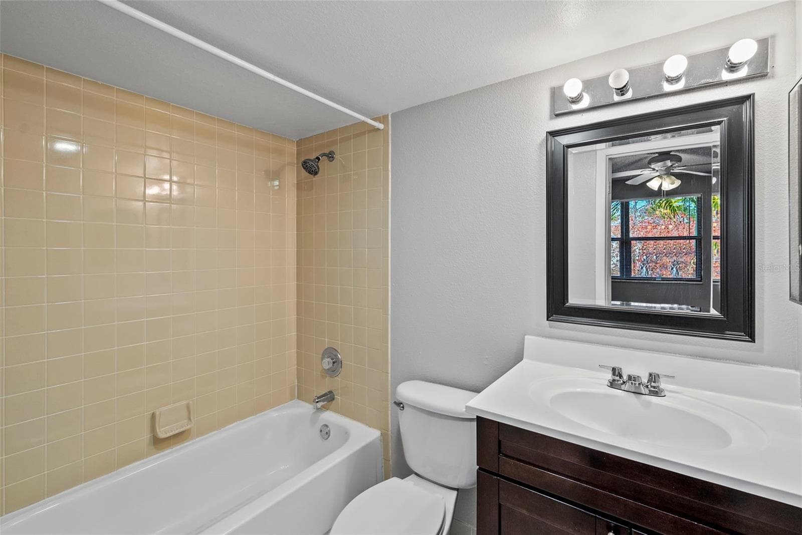 Condominium at 1918 PELICAN LANDING BLVD #1125, CLEARWATER, photo 19 of 36