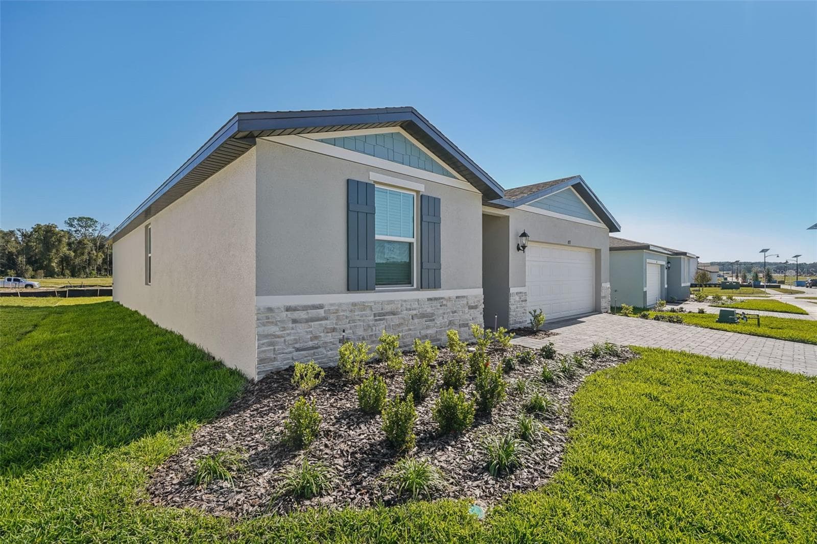 Single Family Residence at 851 SUNSHOWER DR, LADY LAKE, photo 3 of 31