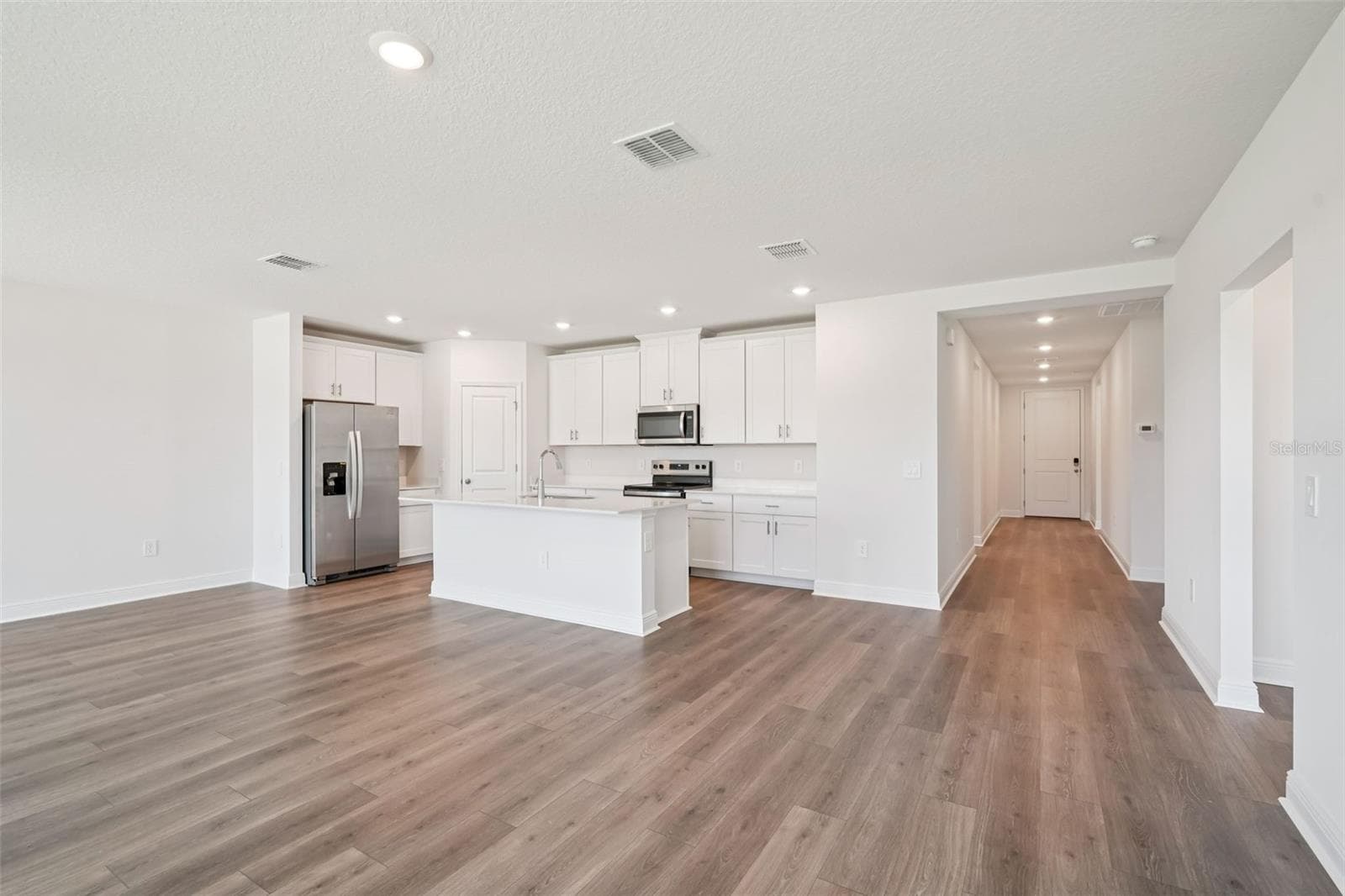 Single Family Residence at 851 SUNSHOWER DR, LADY LAKE, photo 9 of 31