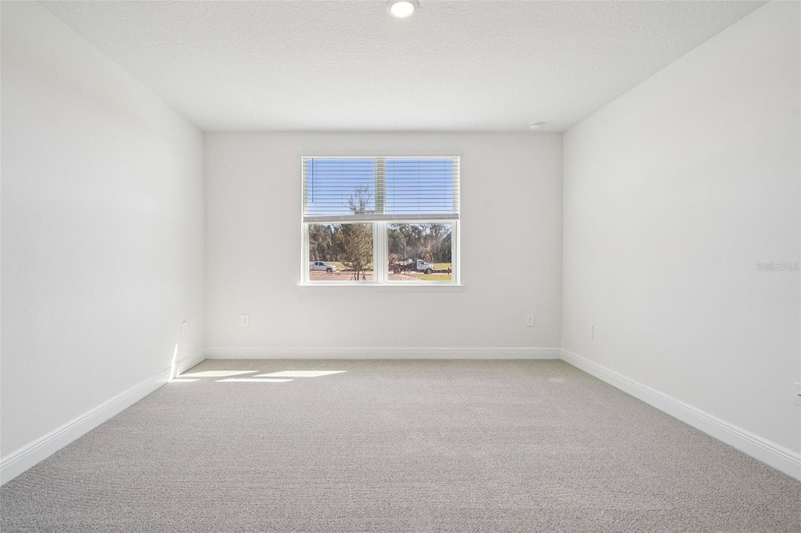 Single Family Residence at 851 SUNSHOWER DR, LADY LAKE, photo 23 of 31