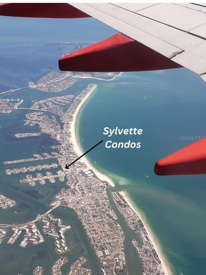 Sylvette Condos on St Pete Beach. Gulf of Mexico on right, Boca Ciega Bay on left. - 6000 2ND ST E #6, ST PETE BEACH