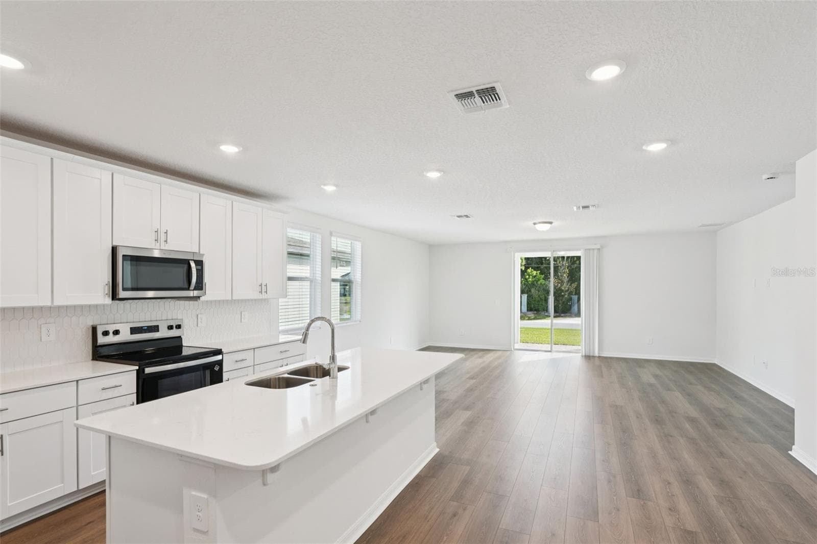 Single Family Residence at 4525 SIDESADDLE TRL, ST CLOUD, photo 10 of 35