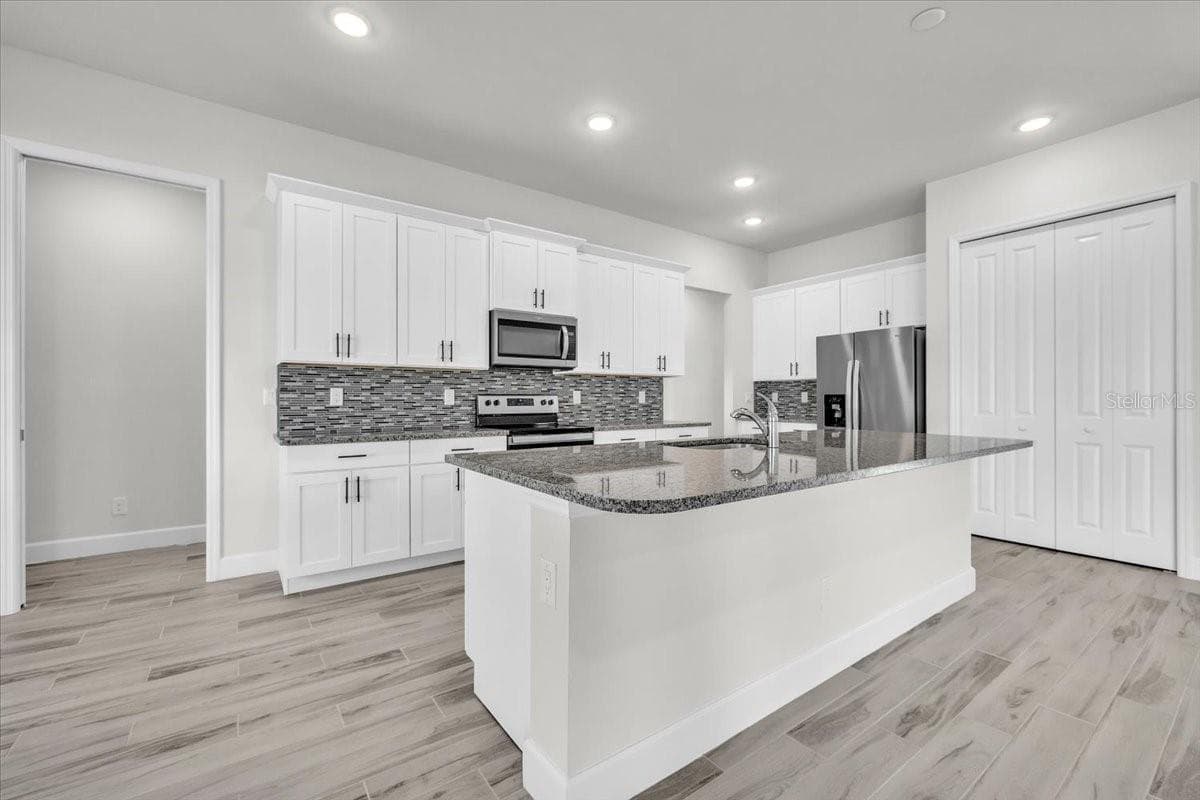 Single Family Residence at 459 NE 2ND PL, CAPE CORAL, photo 6 of 39
