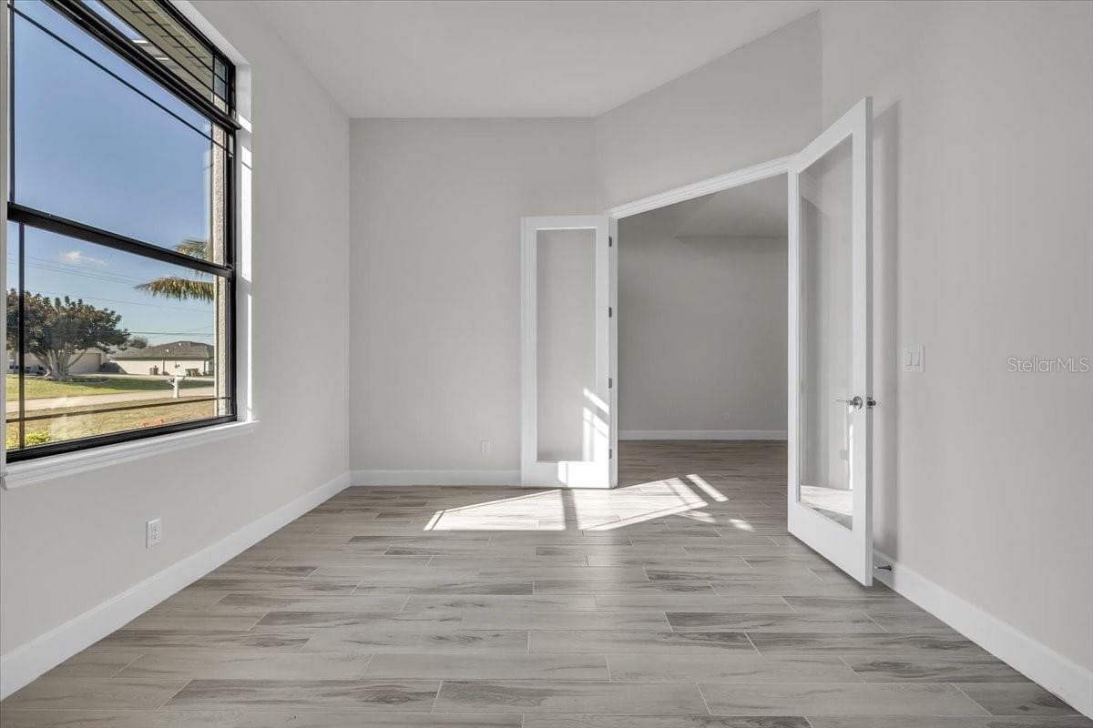 Office/Den - 459 NE 2ND PL, CAPE CORAL