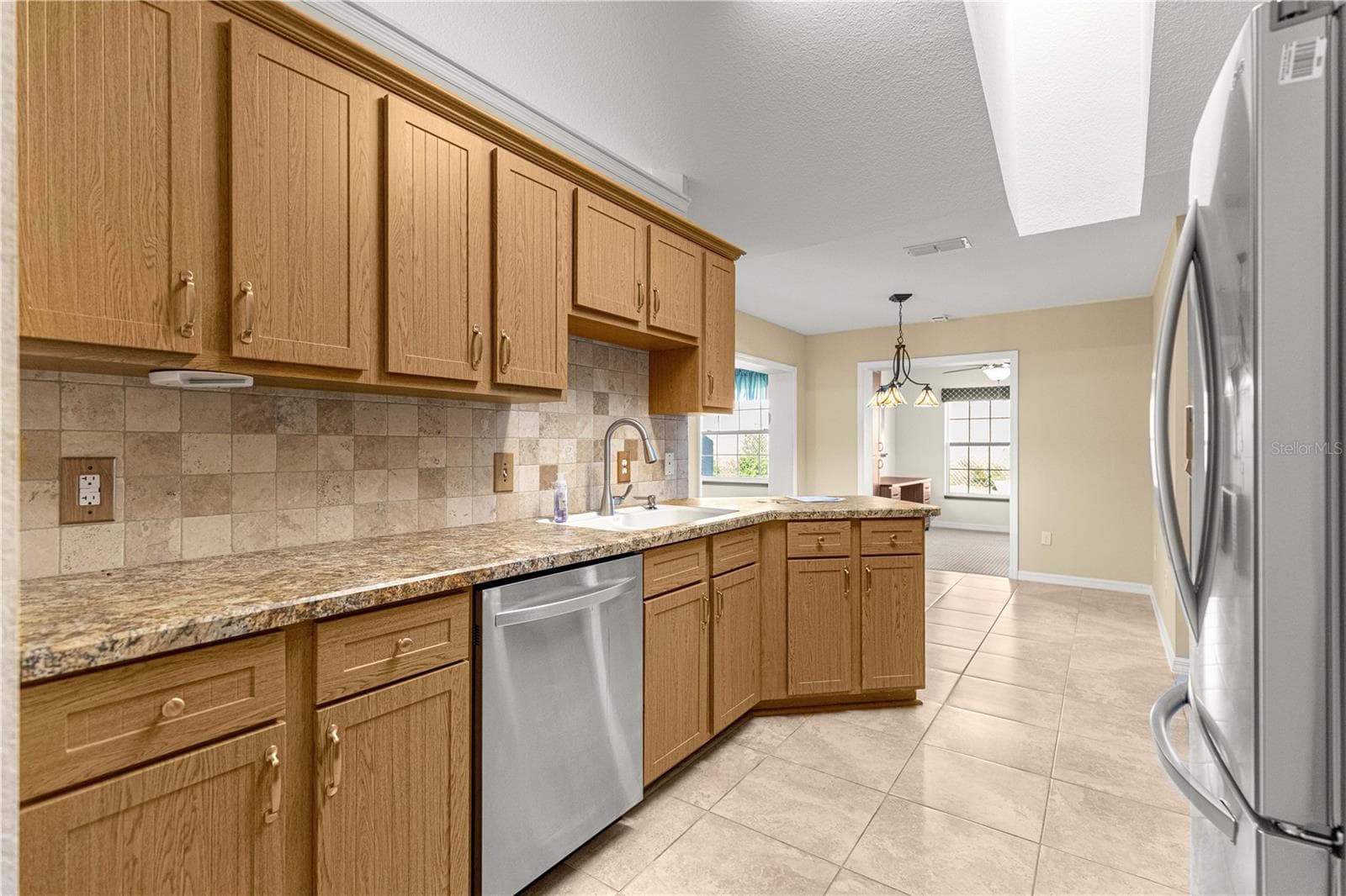 Single Family Residence at 11351 SE 175TH PL, SUMMERFIELD, photo 8 of 35