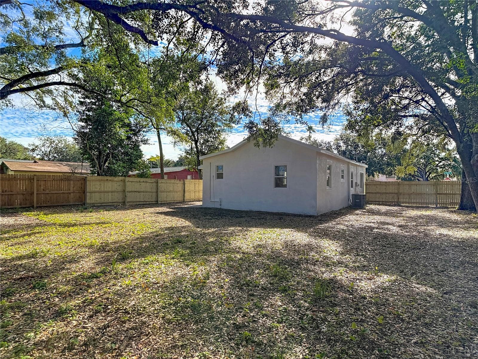 Single Family Residence at 402 E VIRGINIA AVE, TAMPA, photo 32 of 33