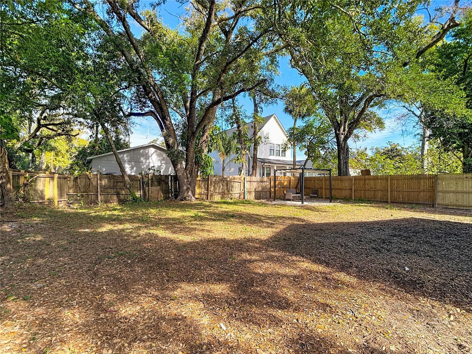 Single Family Residence at 402 E VIRGINIA AVE, TAMPA, photo 30 of 33