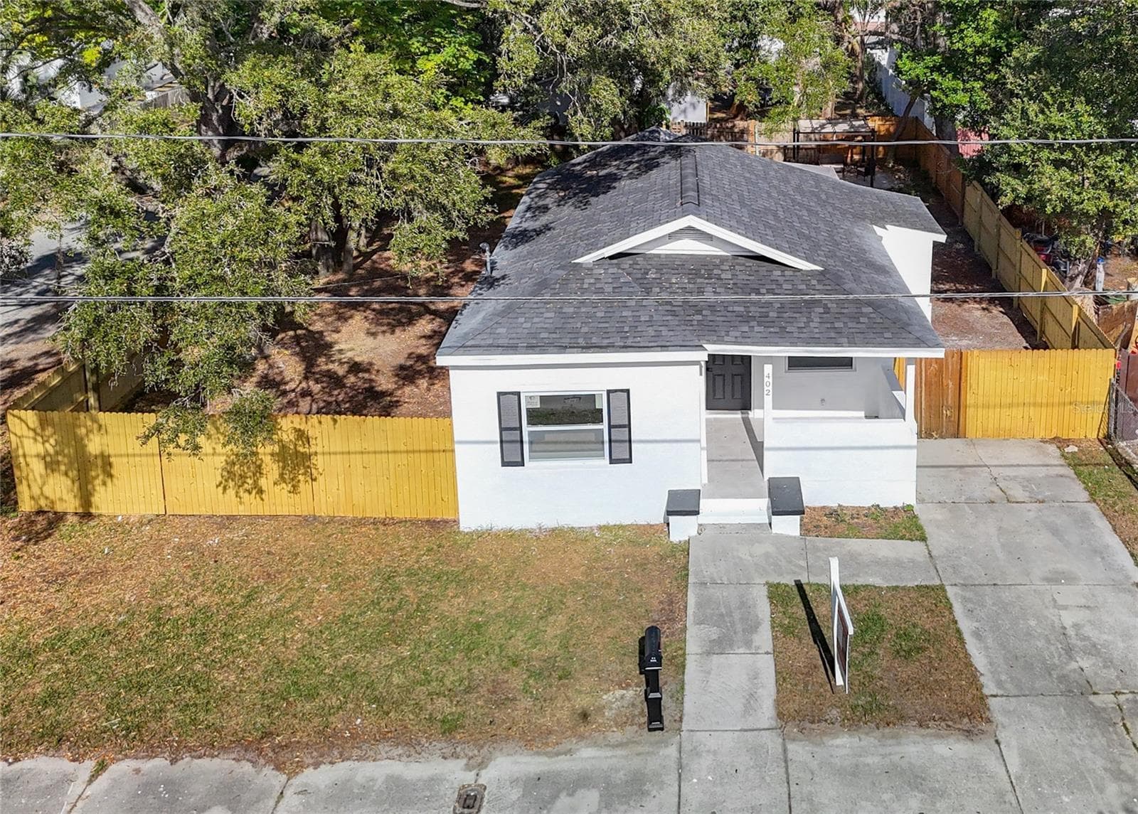 Single Family Residence at 402 E VIRGINIA AVE, TAMPA, photo 2 of 33