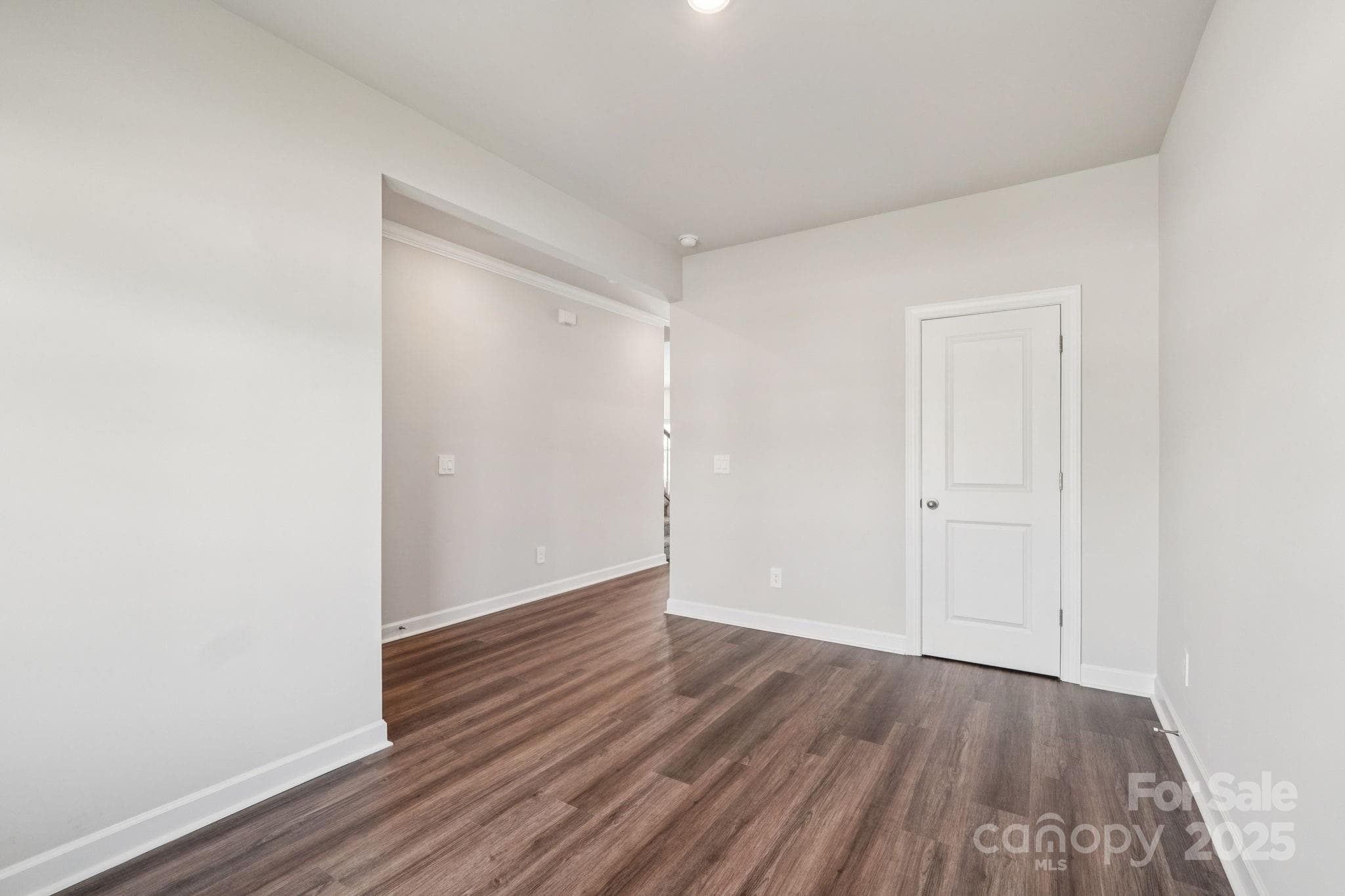 Single Family Residence at 2073 Sunflower Circle, Newton, photo 7 of 22