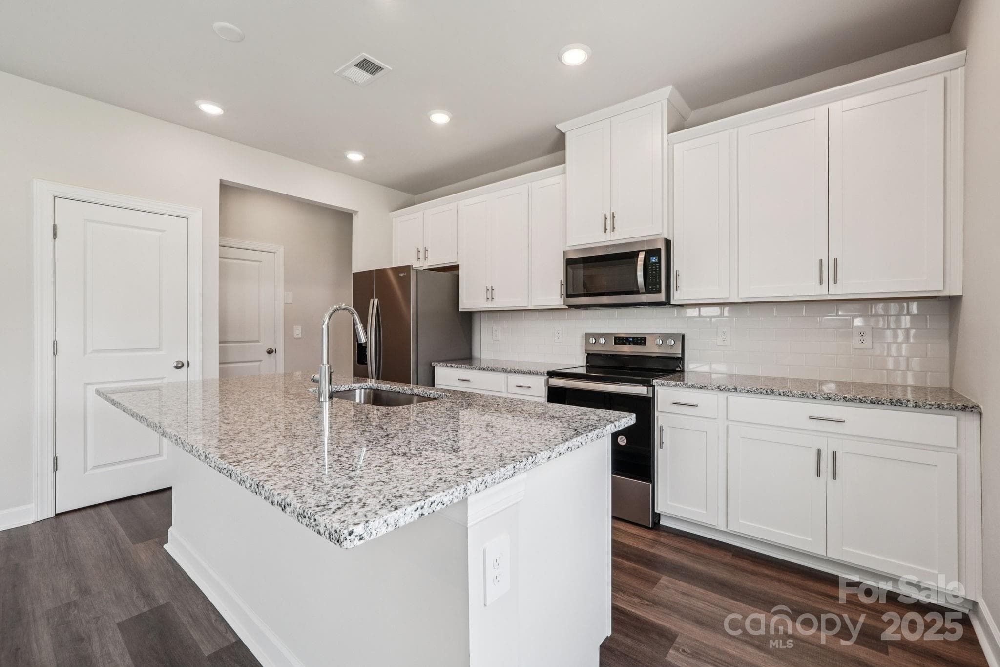 Single Family Residence at 2073 Sunflower Circle, Newton, photo 9 of 22