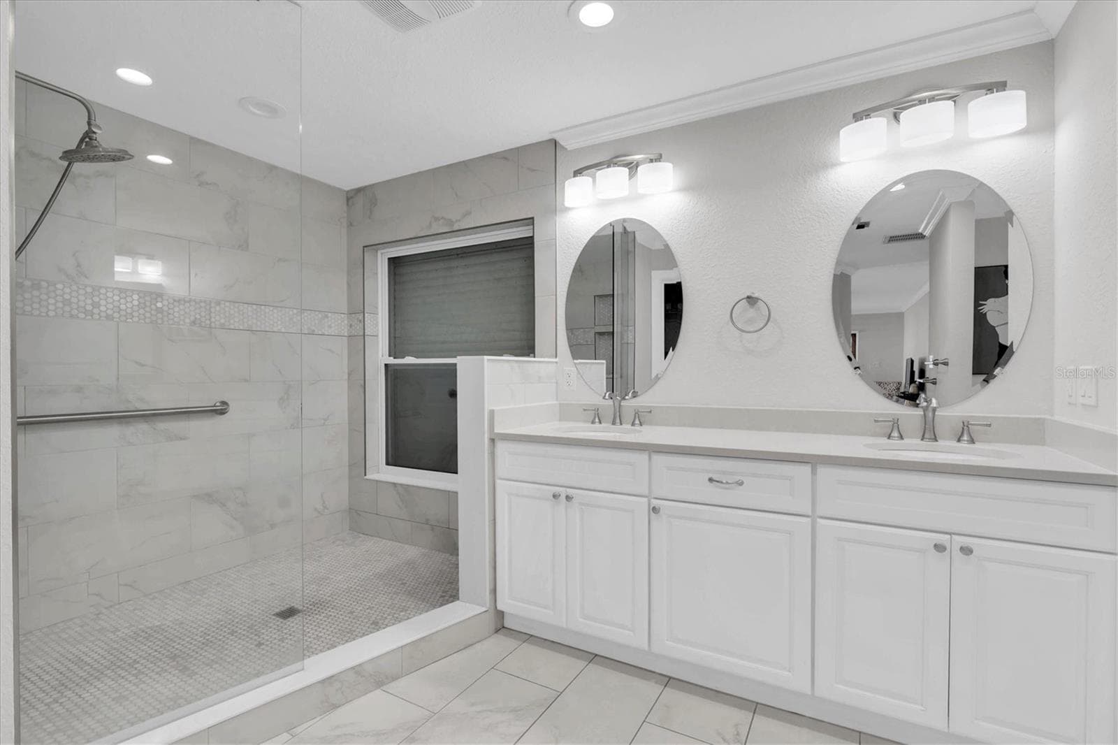 Primary Bath - 4935 62ND AVE S, ST PETERSBURG