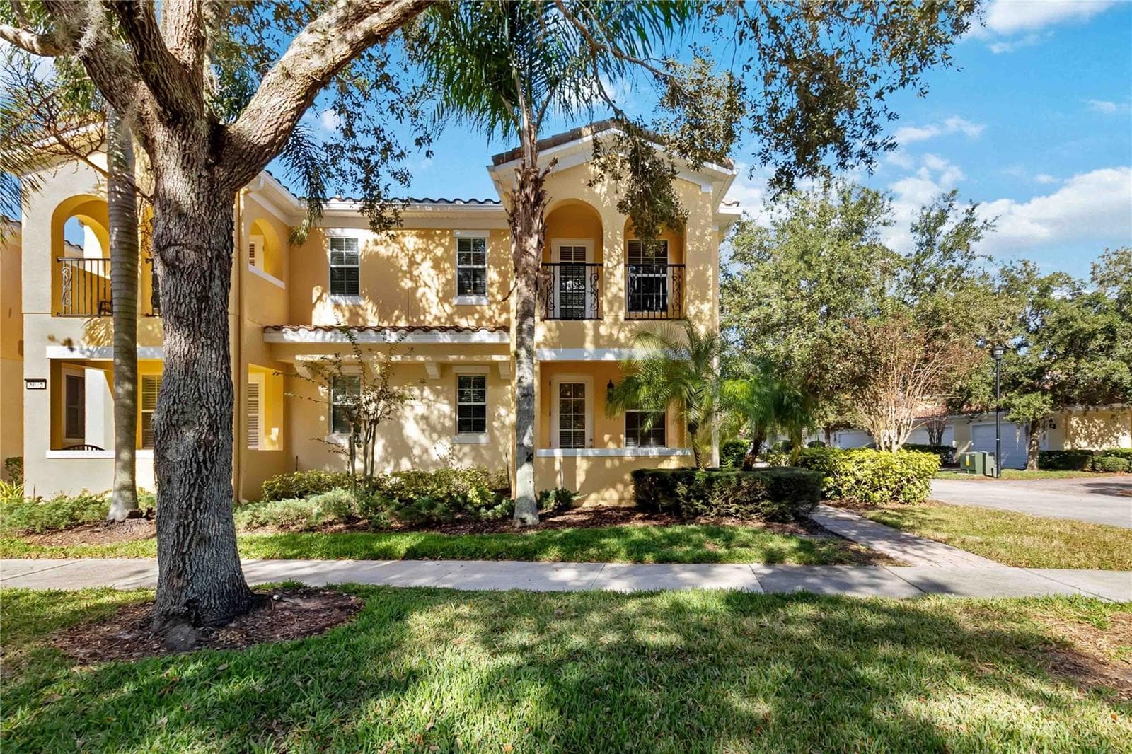 Townhouse at 8681 LOWER VILLAGEWALK CIR, ORLANDO, photo 2 of 62
