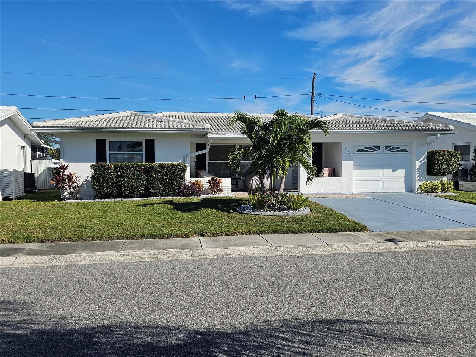 Single Family Residence at 9705 MAINLANDS BLVD W, PINELLAS PARK, photo 2 of 39