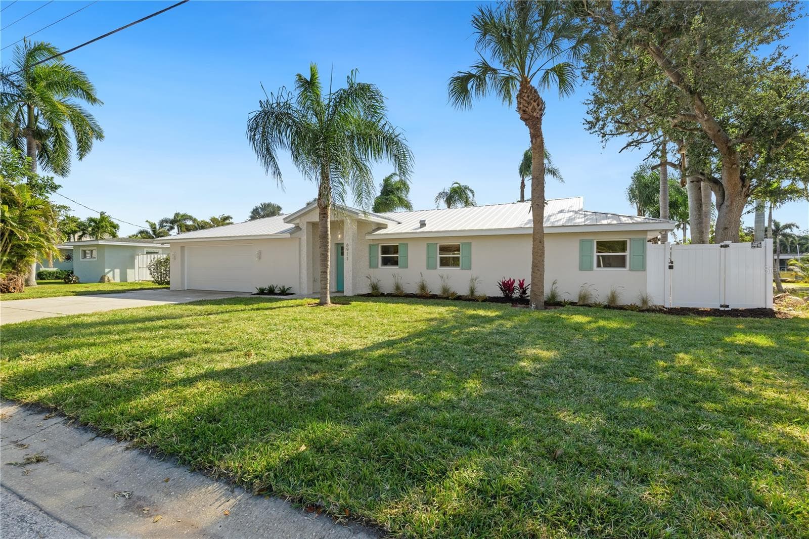 Single Family Residence at 6911 9TH AVE NW, BRADENTON, photo 14 of 59
