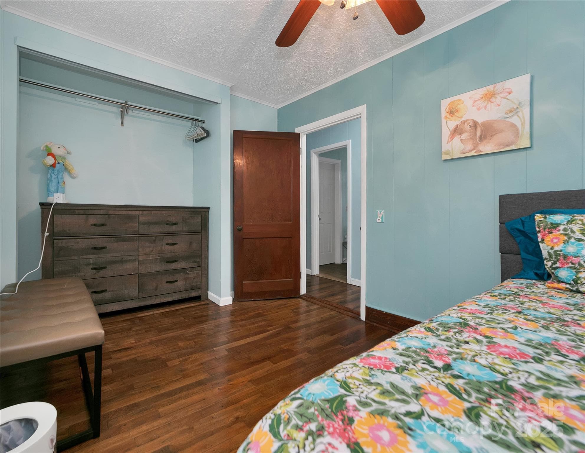 The middle bedroom is alive with bunny rabbits in every corner! Immediately across the hall from the hall bathroom. - 626 Fairview Loop, Hot Springs