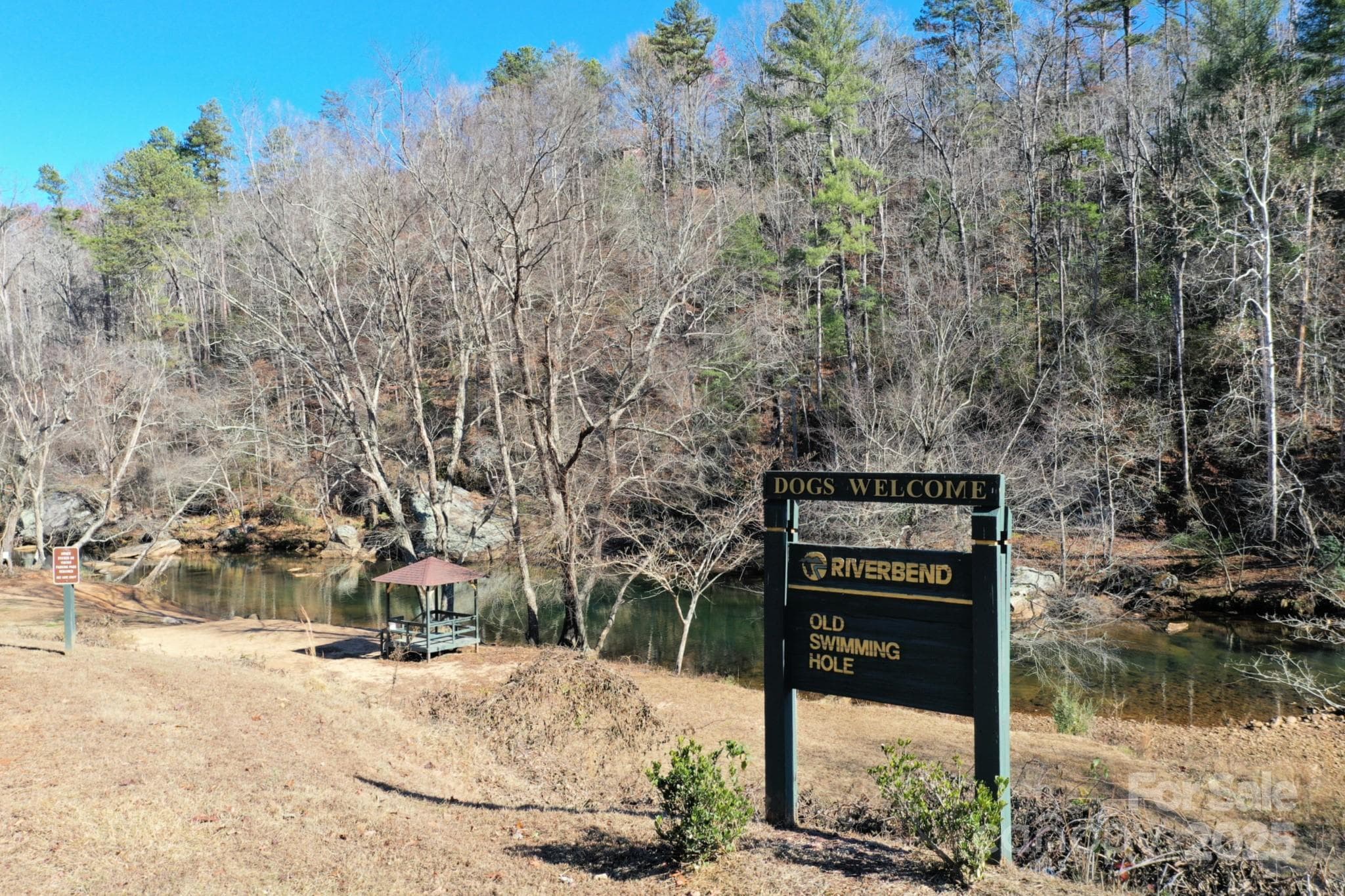 Community Swimming hole - Lake Lure