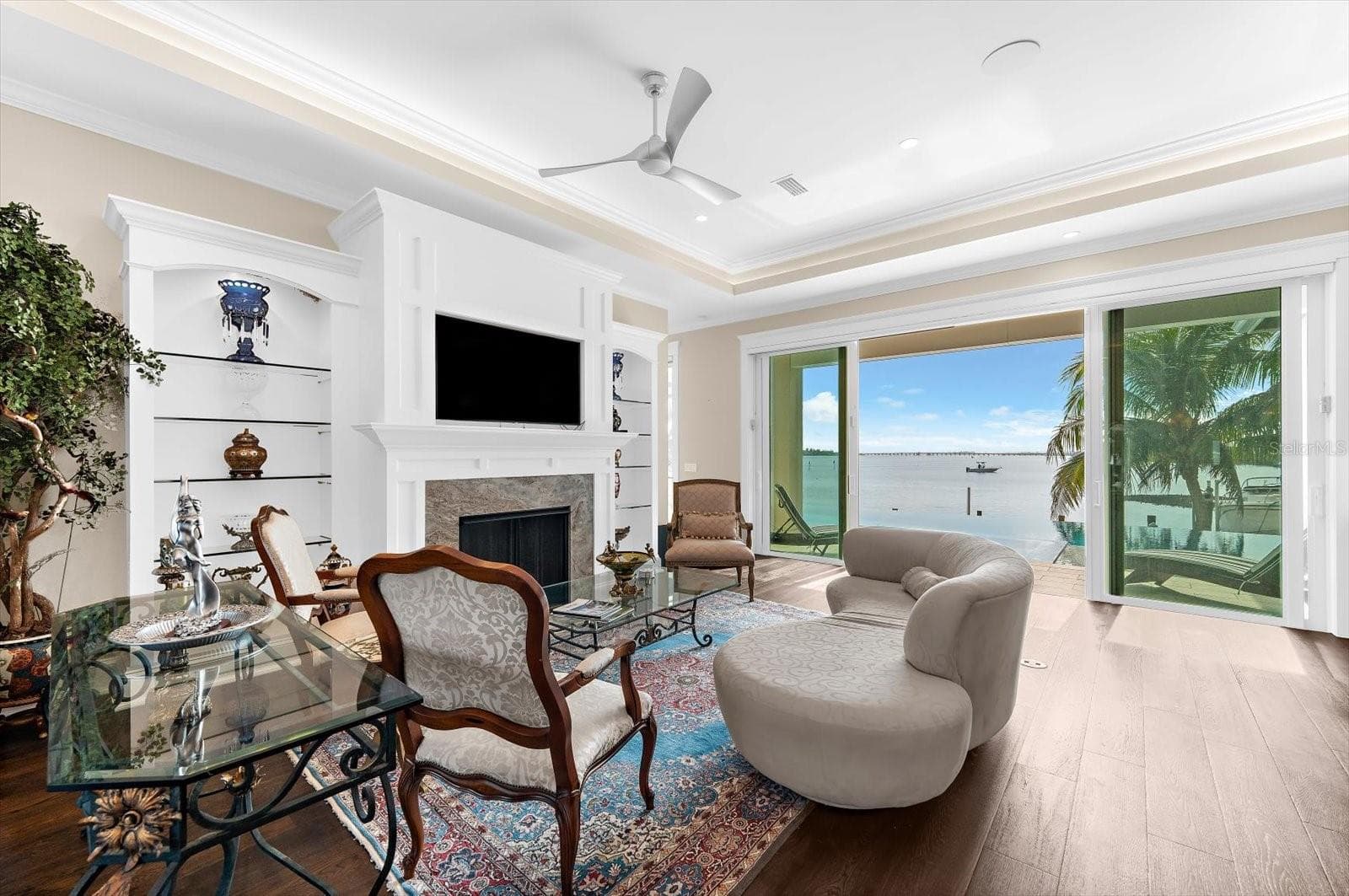 Single Family Residence at 511 BAYVIEW DR, HOLMES BEACH, photo 14 of 94