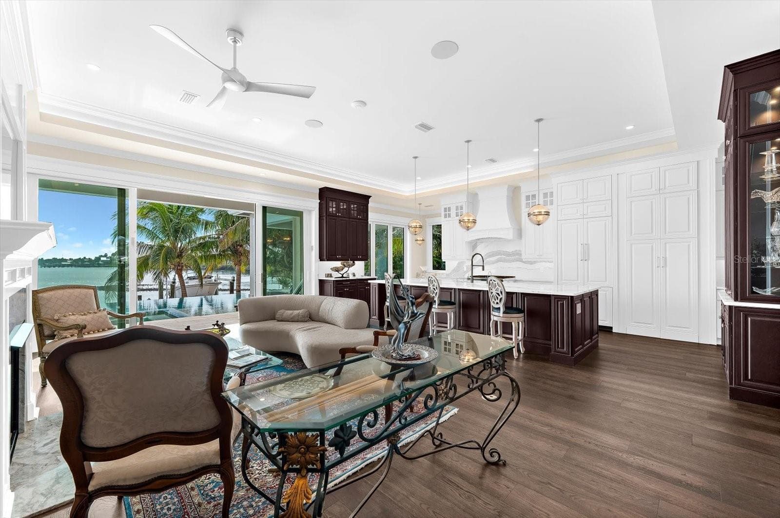 Single Family Residence at 511 BAYVIEW DR, HOLMES BEACH, photo 17 of 94