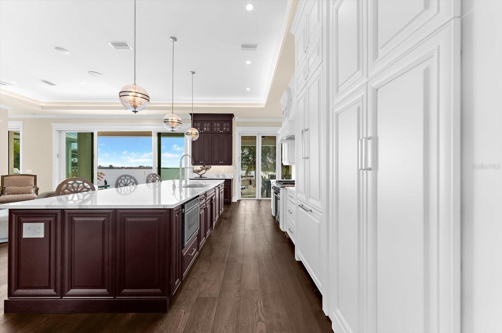 Single Family Residence at 511 BAYVIEW DR, HOLMES BEACH, photo 29 of 94