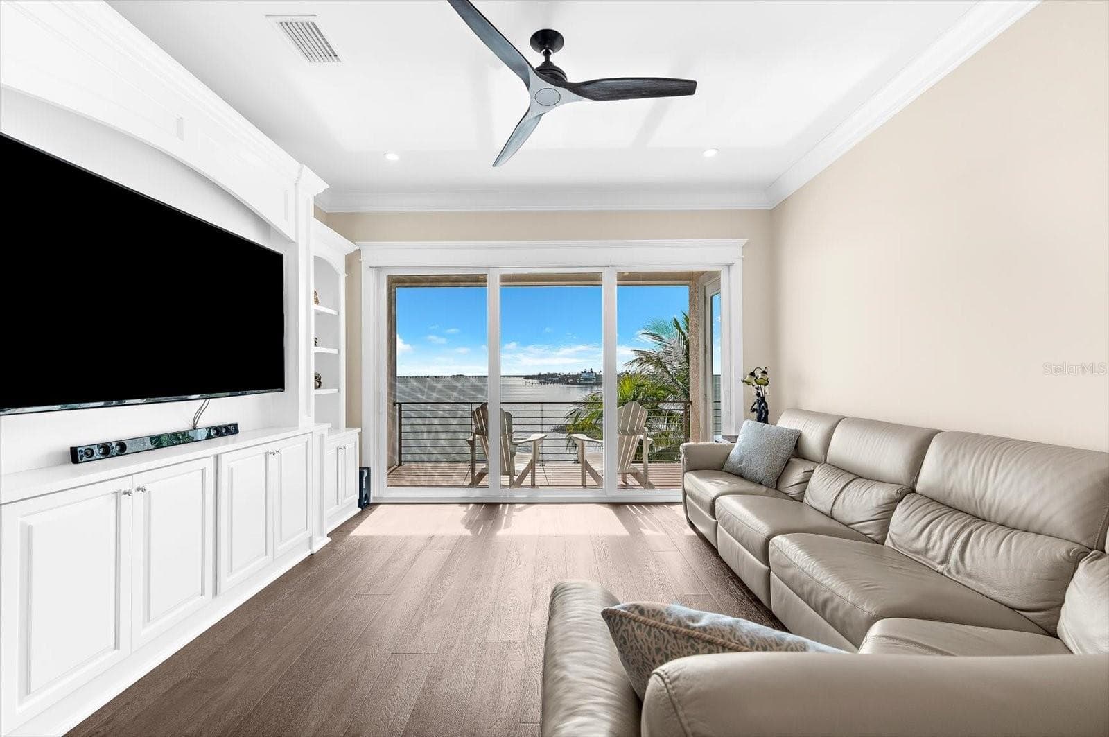Single Family Residence at 511 BAYVIEW DR, HOLMES BEACH, photo 44 of 94