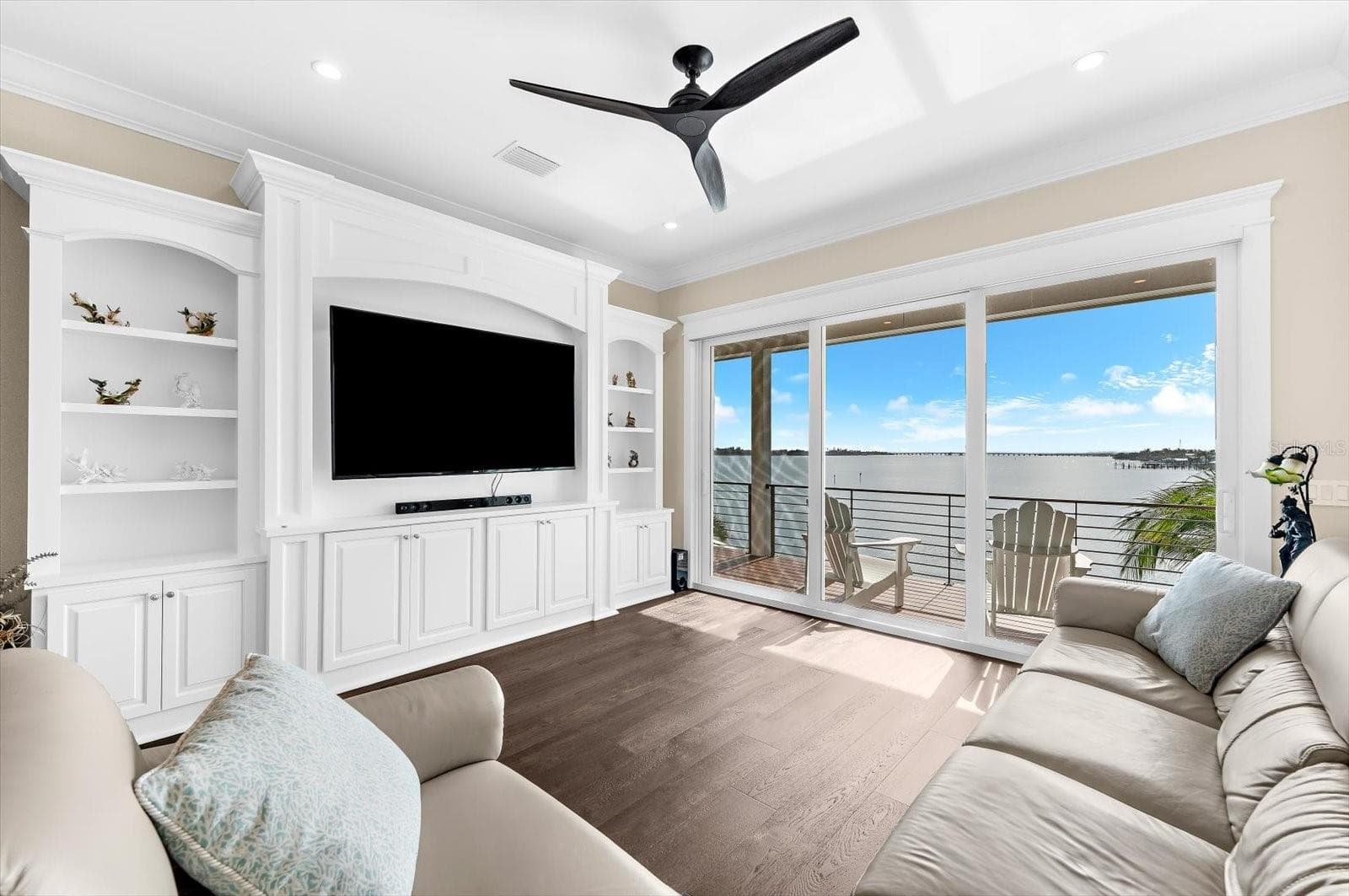 Single Family Residence at 511 BAYVIEW DR, HOLMES BEACH, photo 46 of 94