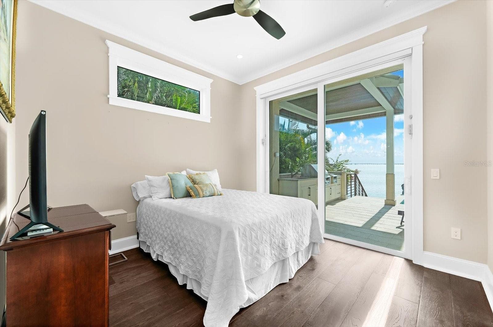 Single Family Residence at 511 BAYVIEW DR, HOLMES BEACH, photo 65 of 94