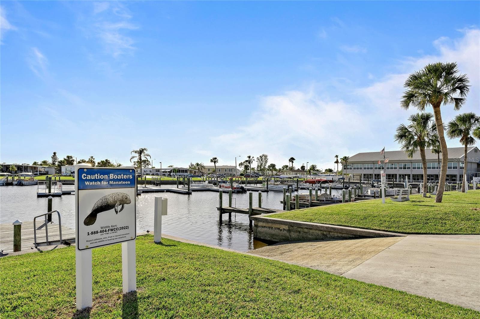 Manufactured Home at 224 WOLVERINE AVE, NORTH PORT, photo 36 of 48