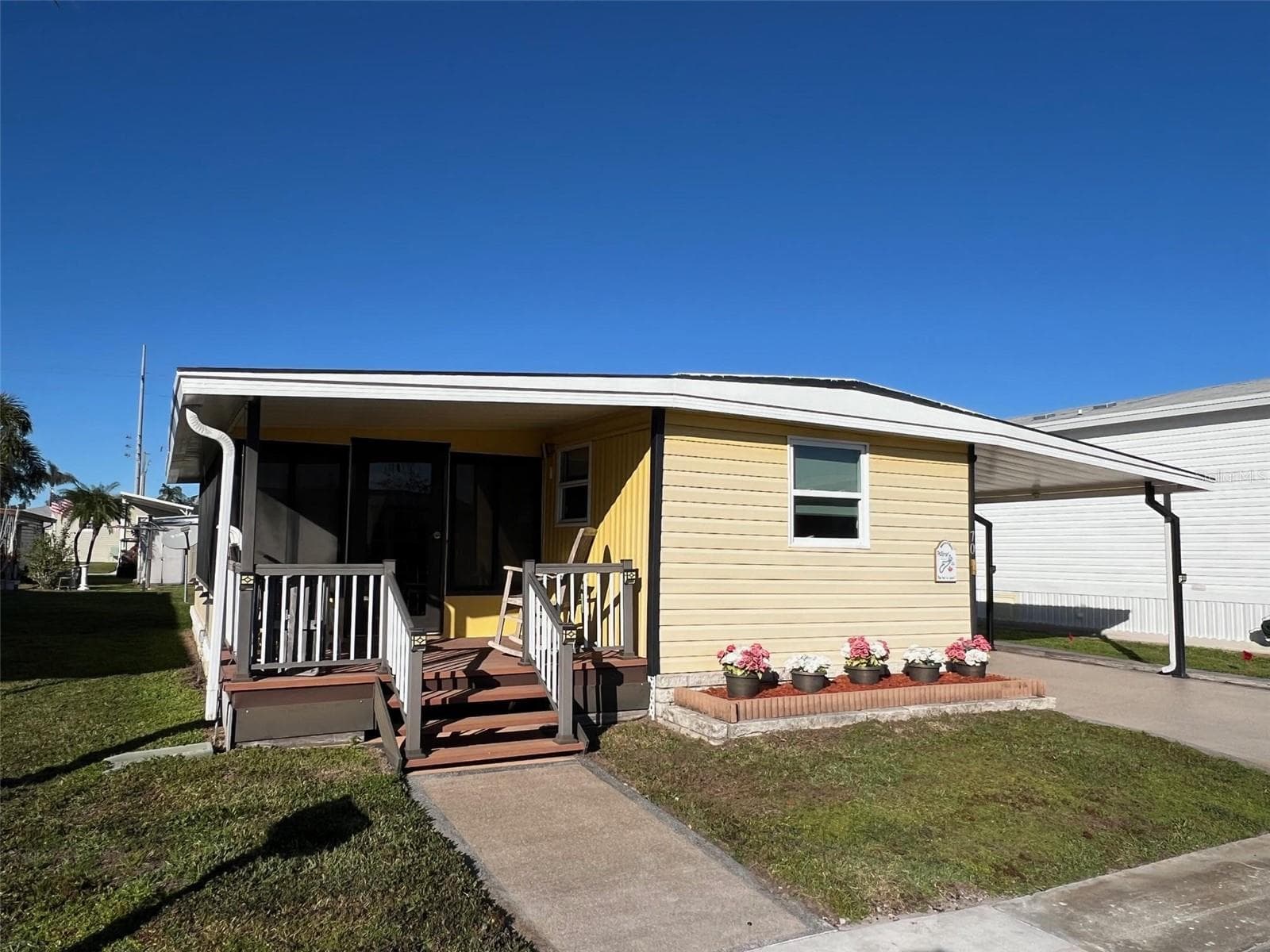 Mobile Home at 11300 124TH AVE #70, LARGO, photo 2 of 29