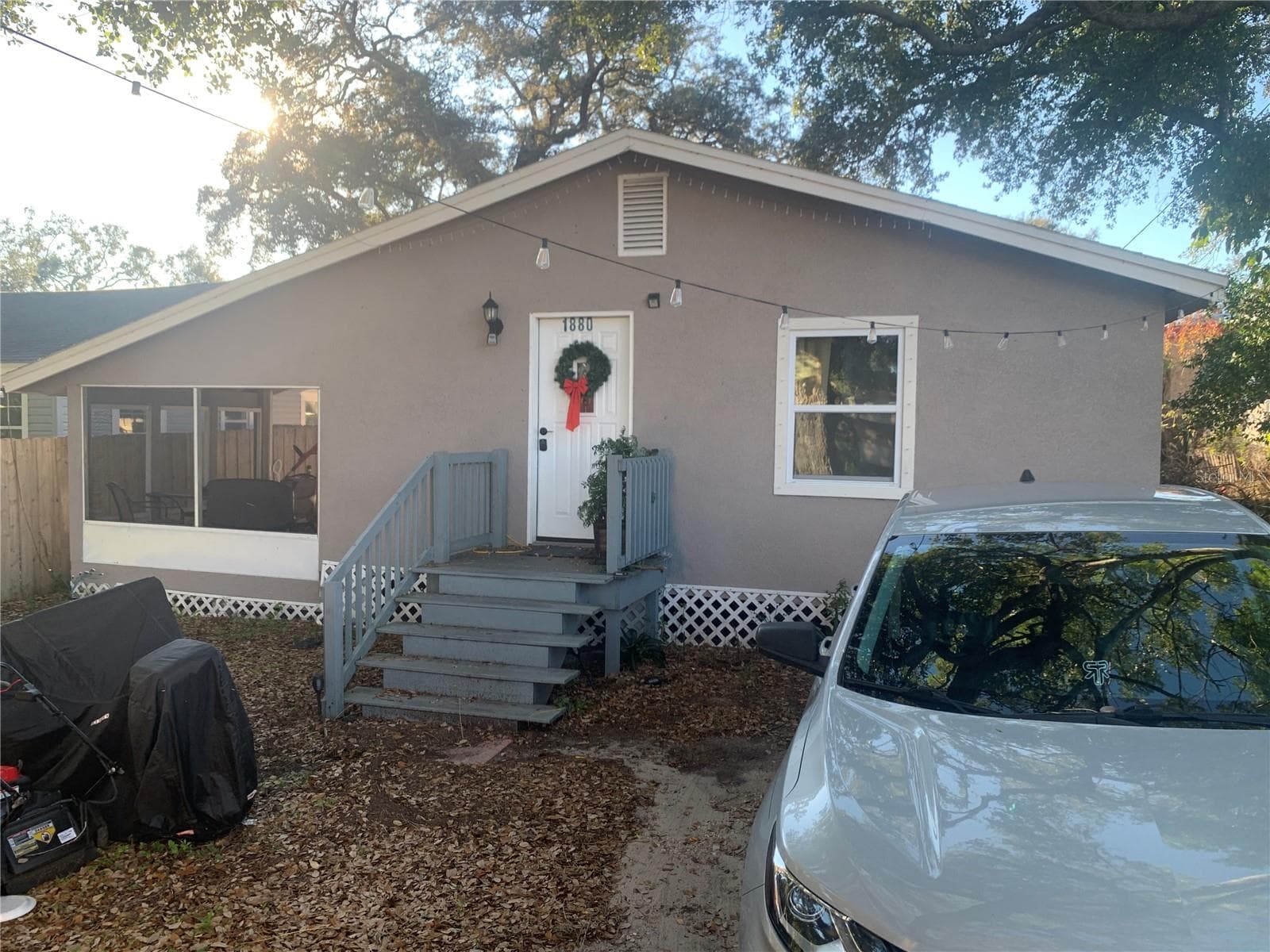 Single Family Residence at 1880 SYLVAN DR, CLEARWATER, photo 2 of 17