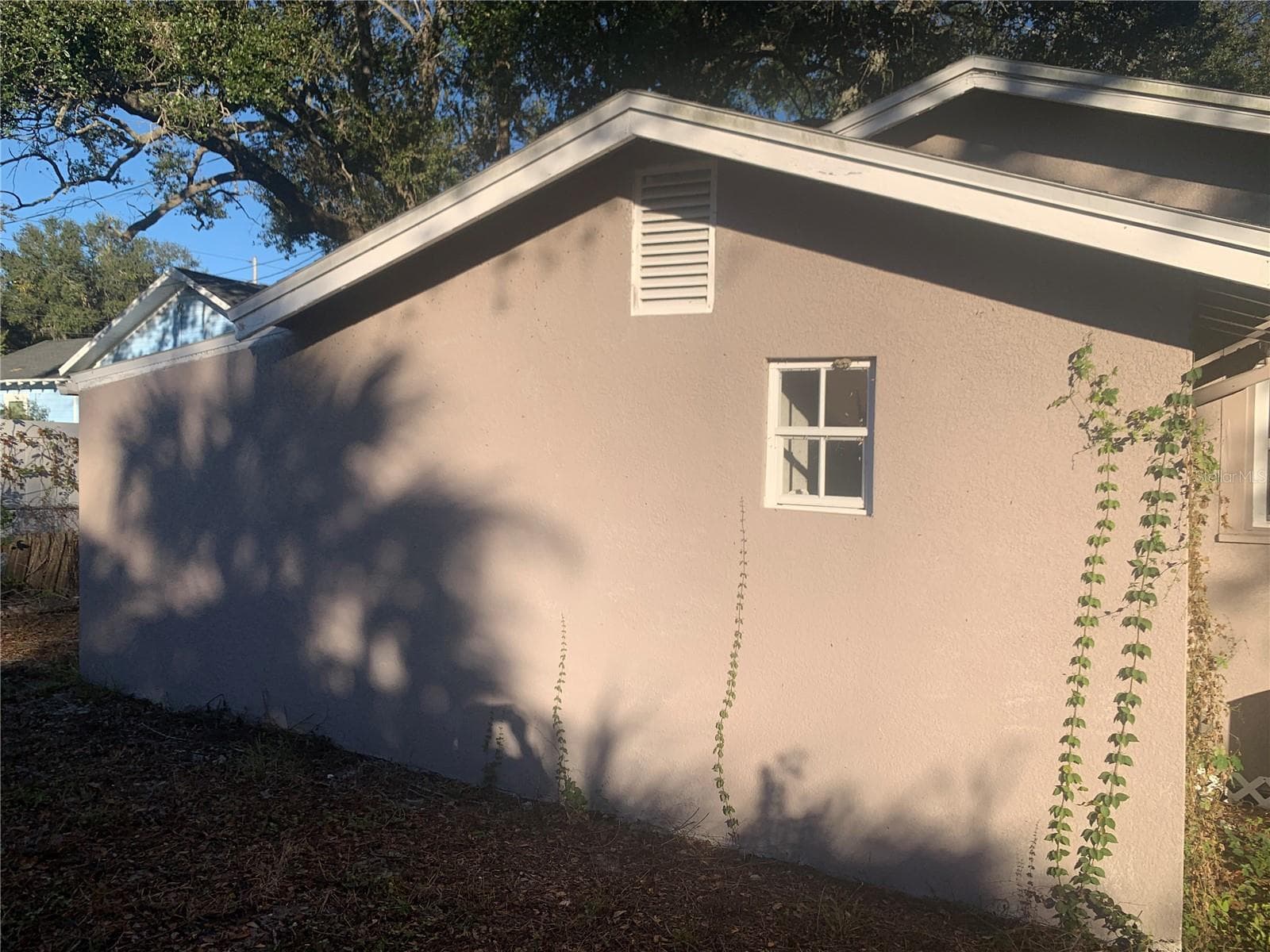 Single Family Residence at 1880 SYLVAN DR, CLEARWATER, photo 9 of 17