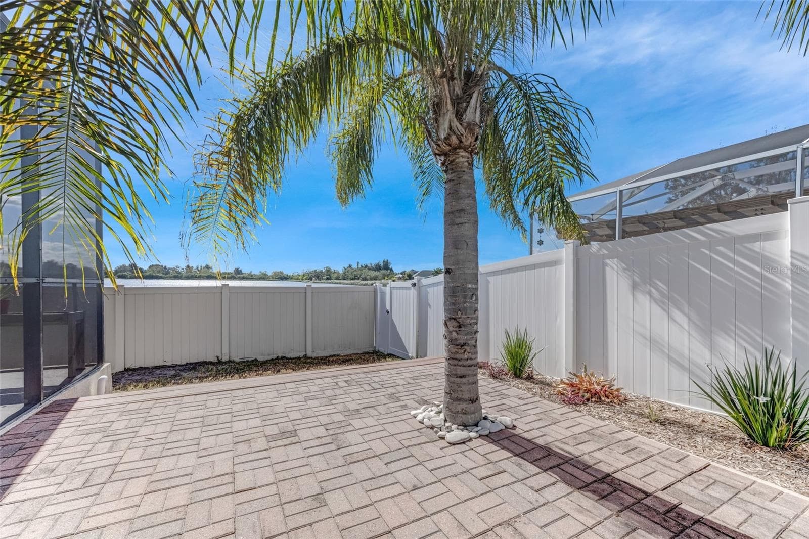 Single Family Residence at 1511 BONITA BLUFF CT, RUSKIN, photo 42 of 47