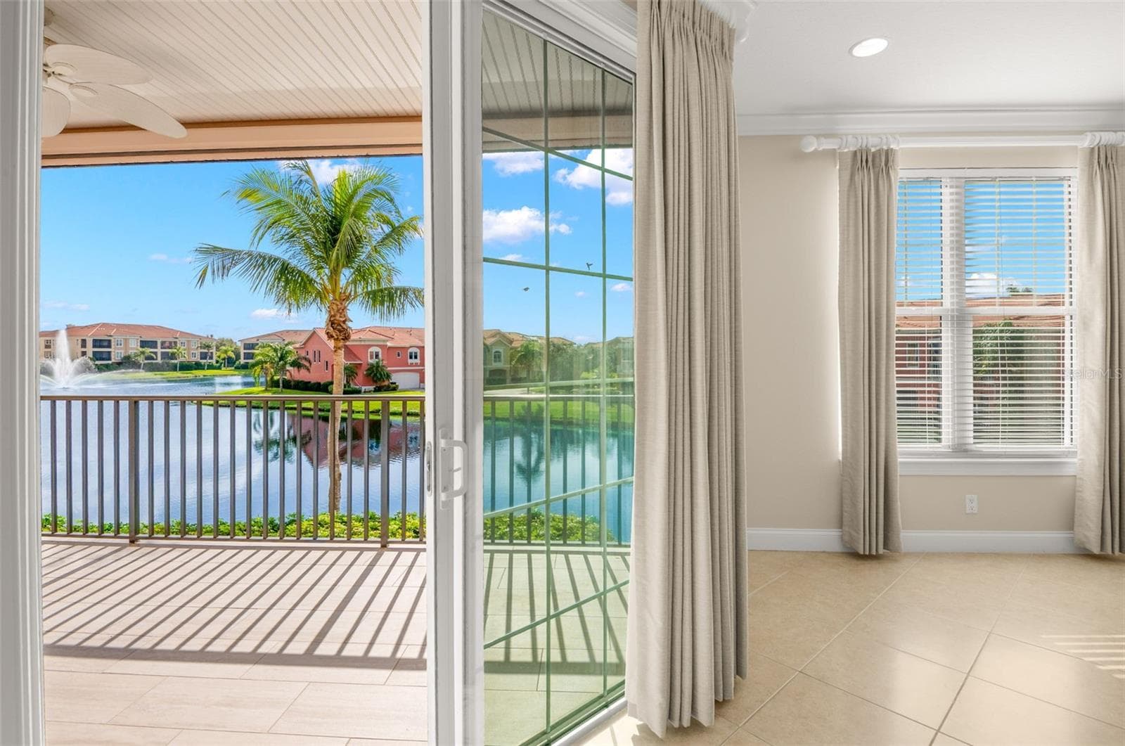 Living Room access to Covered Terrace. - 8 ACADEMY WAY S #123, ST PETERSBURG