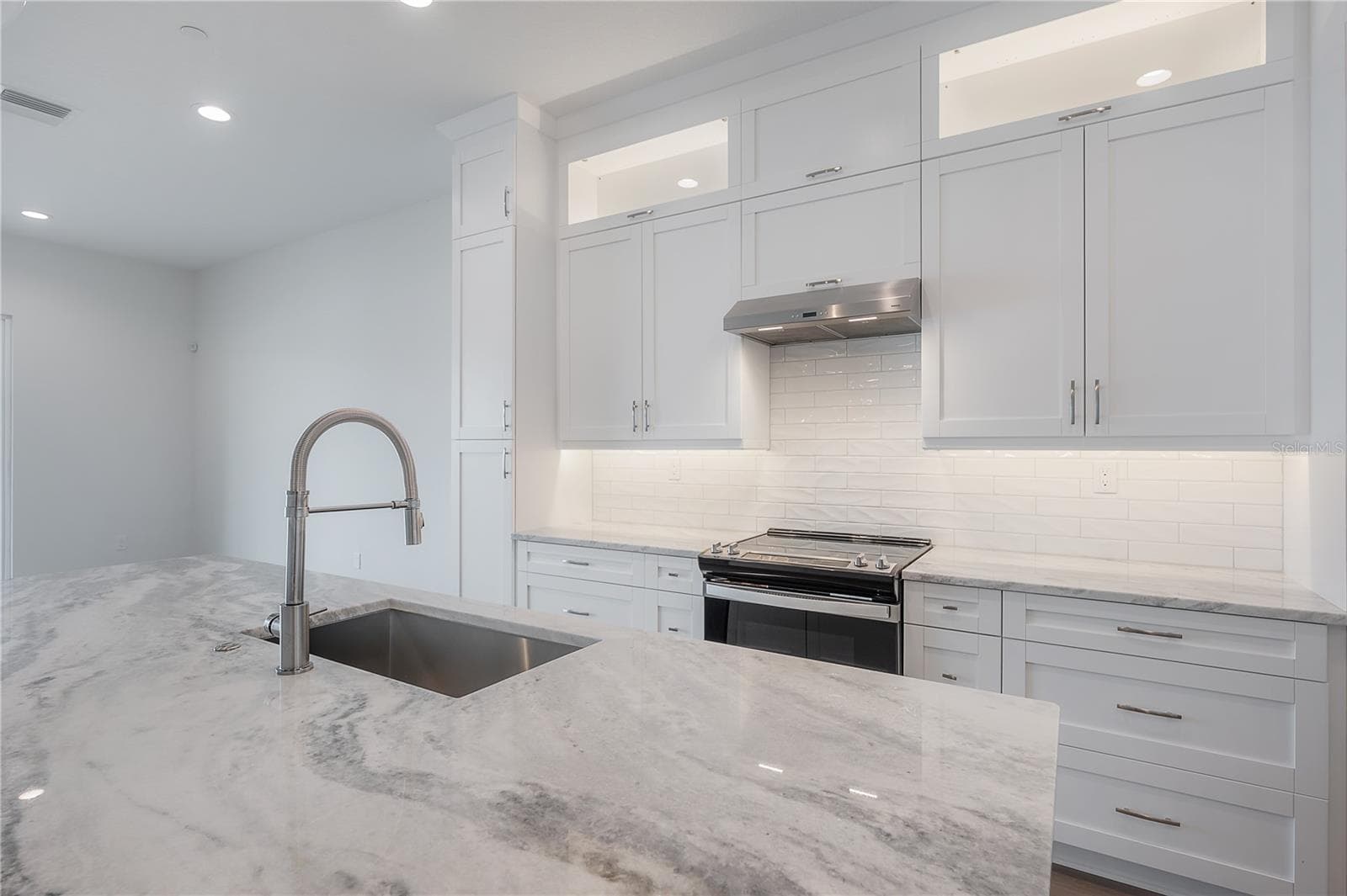 Townhouse at 5530 N 9TH ST #3, TAMPA, photo 12 of 71